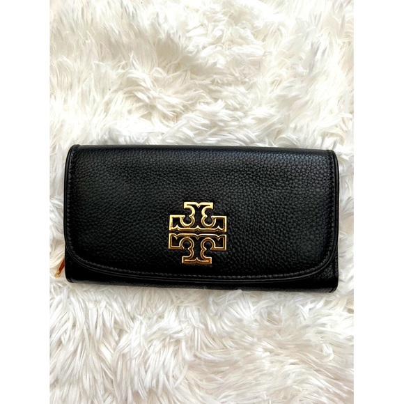 Tory Burch Handbags - Tory Burch Envelope Continental Wallet